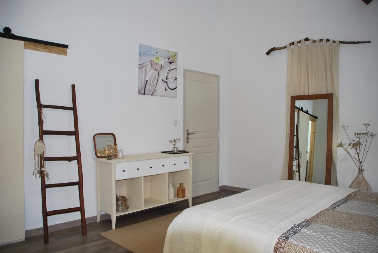 Chambres D'Hotes Maison Balady Bellenaves 外观 照片
