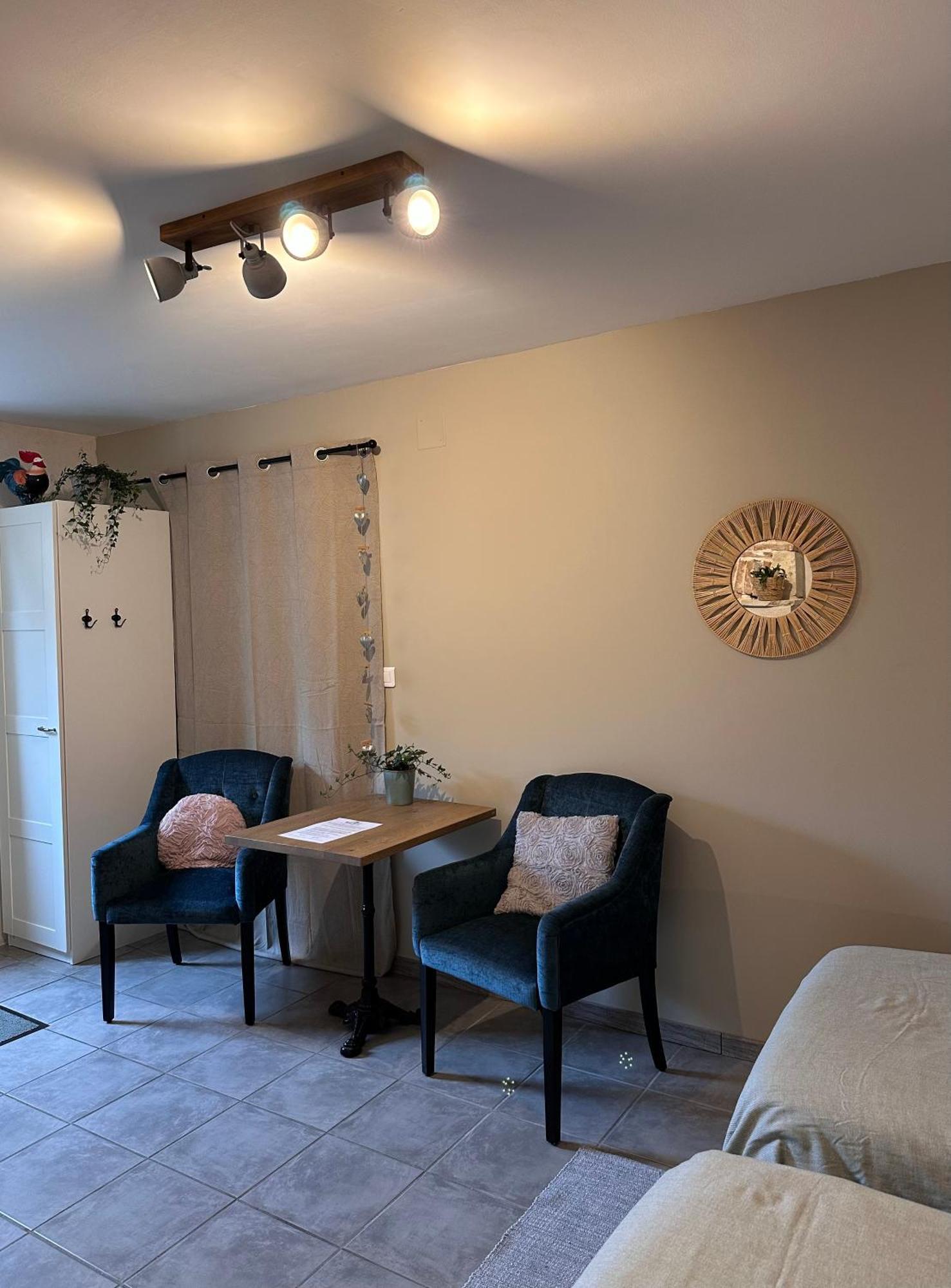 Chambres D'Hotes Maison Balady Bellenaves 外观 照片
